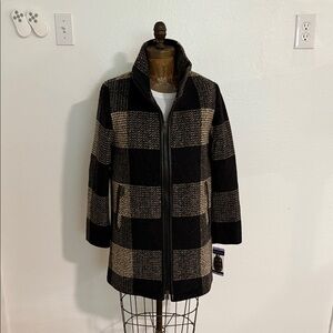 NWT Women’s Pendleton Walker Wool Plaid Black and Tan Coat Sizes XS, S & M